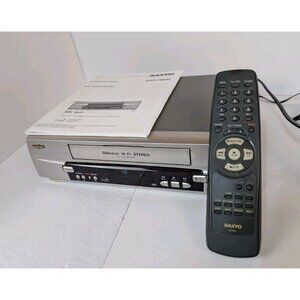 SANYO VHR-H600  4 HEAD VCR VIDEO CASSETTE RECORDER WITH REMOTE..WORKS
